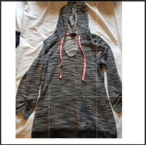 Light weight hoodie